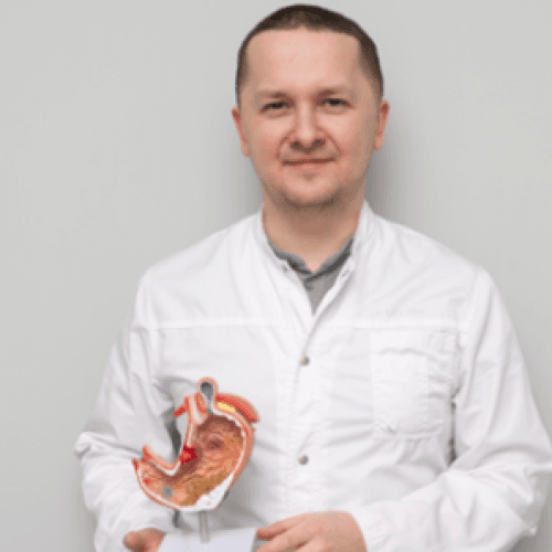 Endoscopist Kim Leonid