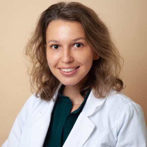 Oncologist Anna Elfimova